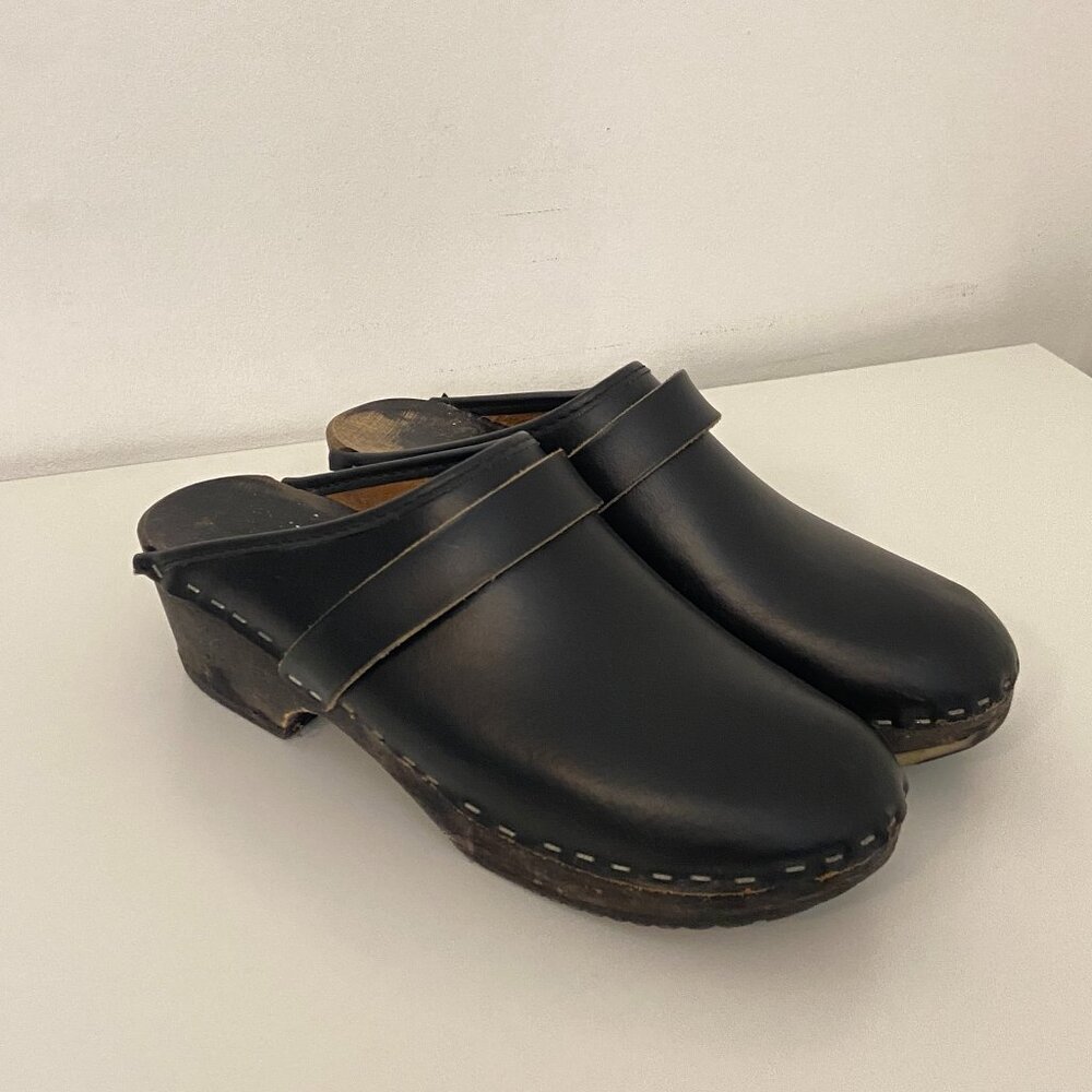 Vintage Black Leather Clogs Size 39